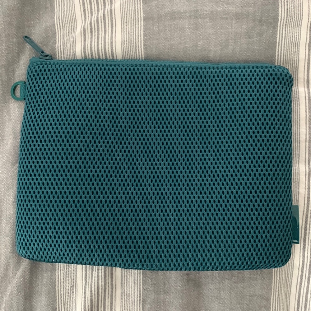 Dagne Dover - large mesh pouch